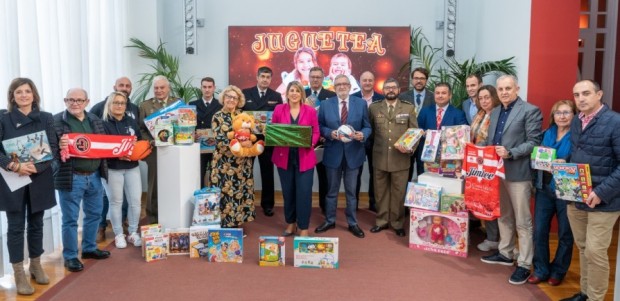 El Ayuntamiento lanza la campaña Juguetea para que ningún niño se quede sin regalo esta Navidad