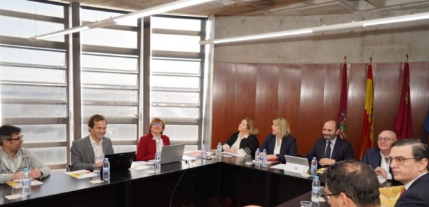 El Ayuntamiento reforzará la alianza con el CEEIC para fomentar la formación y el empleo en la industria 5.0