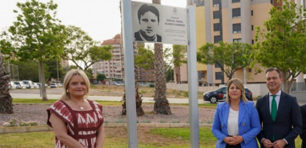 Cartagena dedica una plaza a Miguel Ángel Blanco Garrido en el 27 aniversario de su secuestro y asesinato