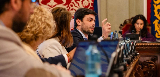 El Partido Popular reclama el dinero comprometido por Pedro Sánchez.