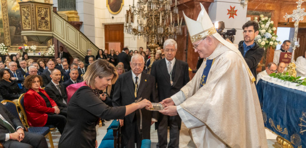 Homenaje a Francisco Montesinos y recuerdo a la movilización por la DANA en la Ofrenda de la Onza de Oro