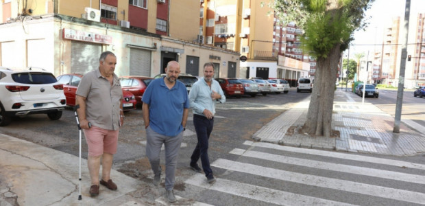 Infraestructuras inicia con los vecinos el diseño de la remodelación de la Avenida Pintor Portela