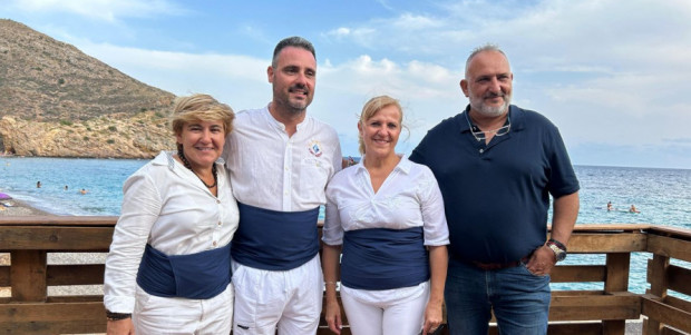 El Portús revive la tradición de la jábega en una emotiva jornada marinera