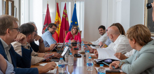 El Gobierno municipal aprueba inversiones por más de 92.000 euros en programas educativos, sociales y de participación juvenil