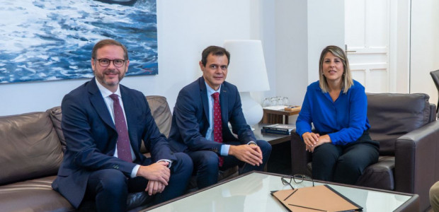 El Ayuntamiento trabaja ya para agilizar la planta de hidrógeno verde anunciada por Repsol y Enagás en Escombreras