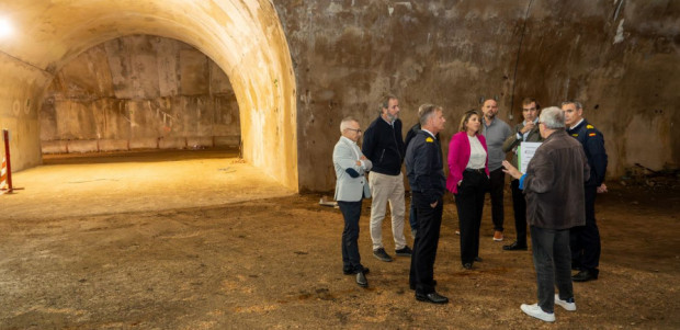 Comienza la descontaminación de los túneles del Espalmador que acogerán el submarino Tonina Comienza la descontaminación de los túneles del Espalmador que acogerán el submarino Tonina