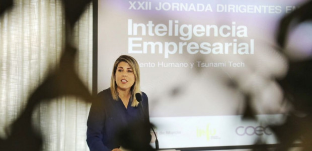 El Ayuntamiento ofrecerá formación en IA y blockchain a emprendedores y empleados