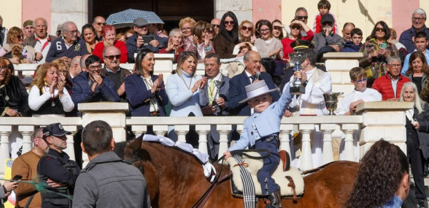 San Antón bendice a sus animales y celebra nuevas inversiones para la recuperación social y urbana del barrio