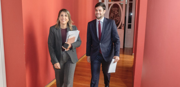 Cartagena reduce su deuda, cumple la regla de gasto y bate récords de inversión y pago a proveedores